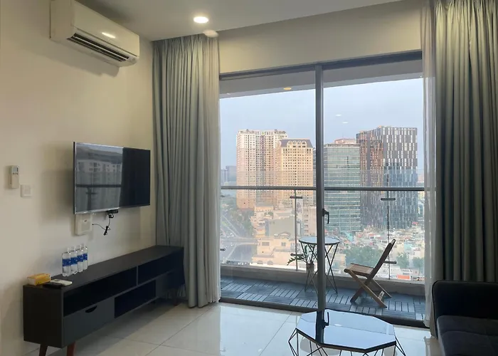 Luxurious 2-Bedroom Apartment District 4