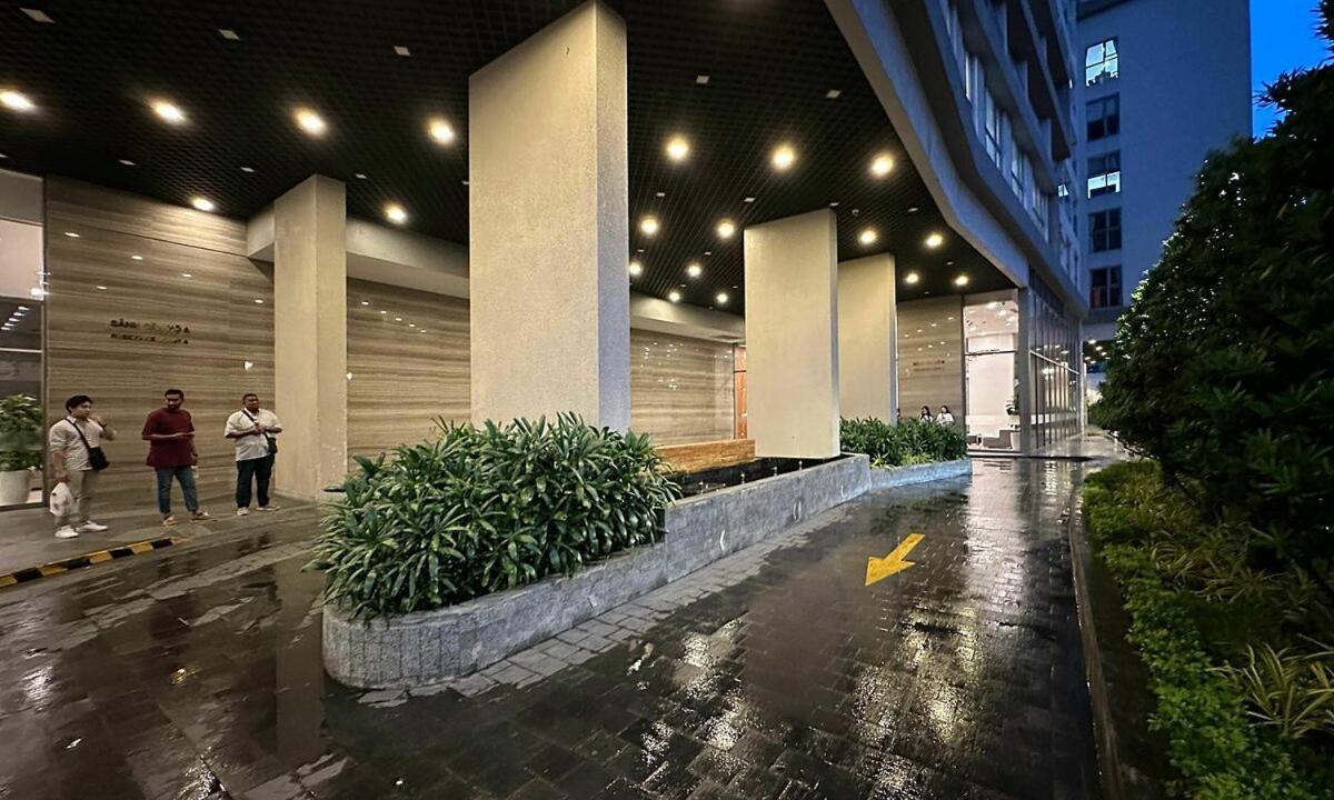 Luxurious 2-bedroom District 4 * TP. Hồ Chí Minh